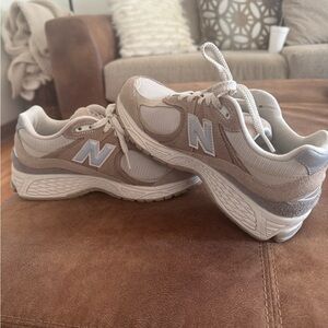 New Balance 2002r Driftwood Tennis Shoes